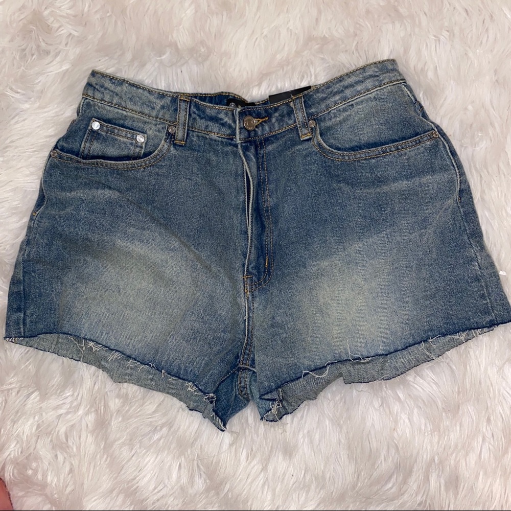 NWT missguided jean shorts